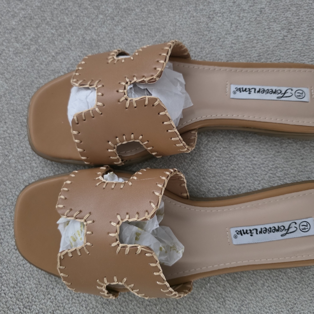 Forever Link Tan Women's Sandals - Brand NEW With Box